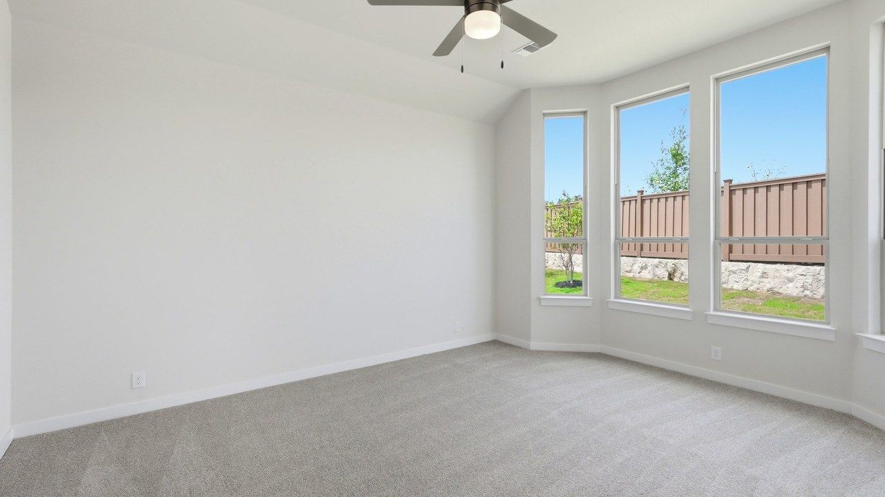 An empty room before staging